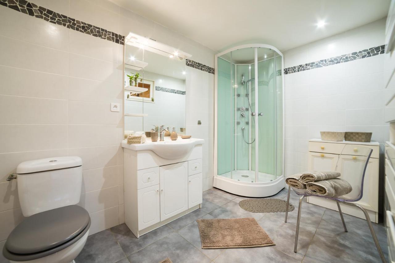 Au Coeur De Beynac, Authentique Et Confortable *